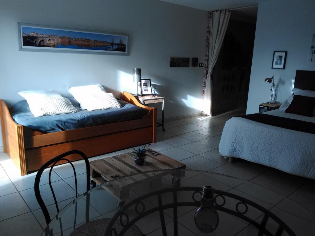Villa Monplaisir Latrape Екстер'єр фото